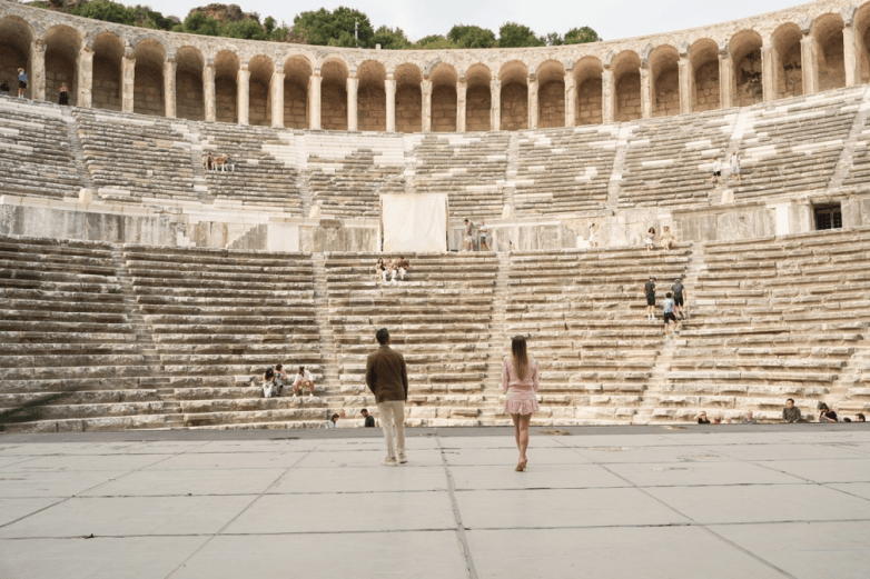 土耳其官方旅游平台GoTürkiye推出第三部迷你剧《隐秘恋人》(图1) 土耳其官方旅游平台GoTürkiye推出第三部迷你剧《隐秘恋人》(图1)