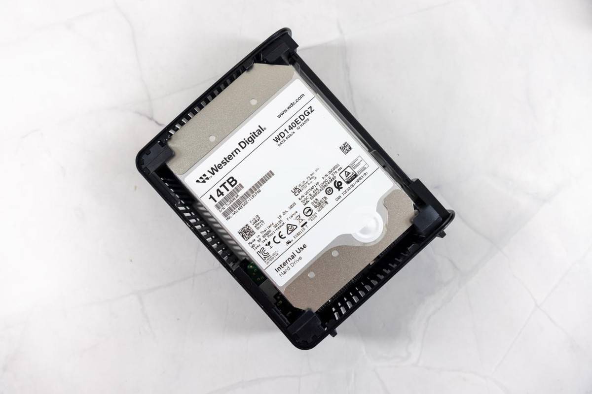 小姐姐的大别野安全下车,1T不足100元,WD Elements 14TB开箱体验