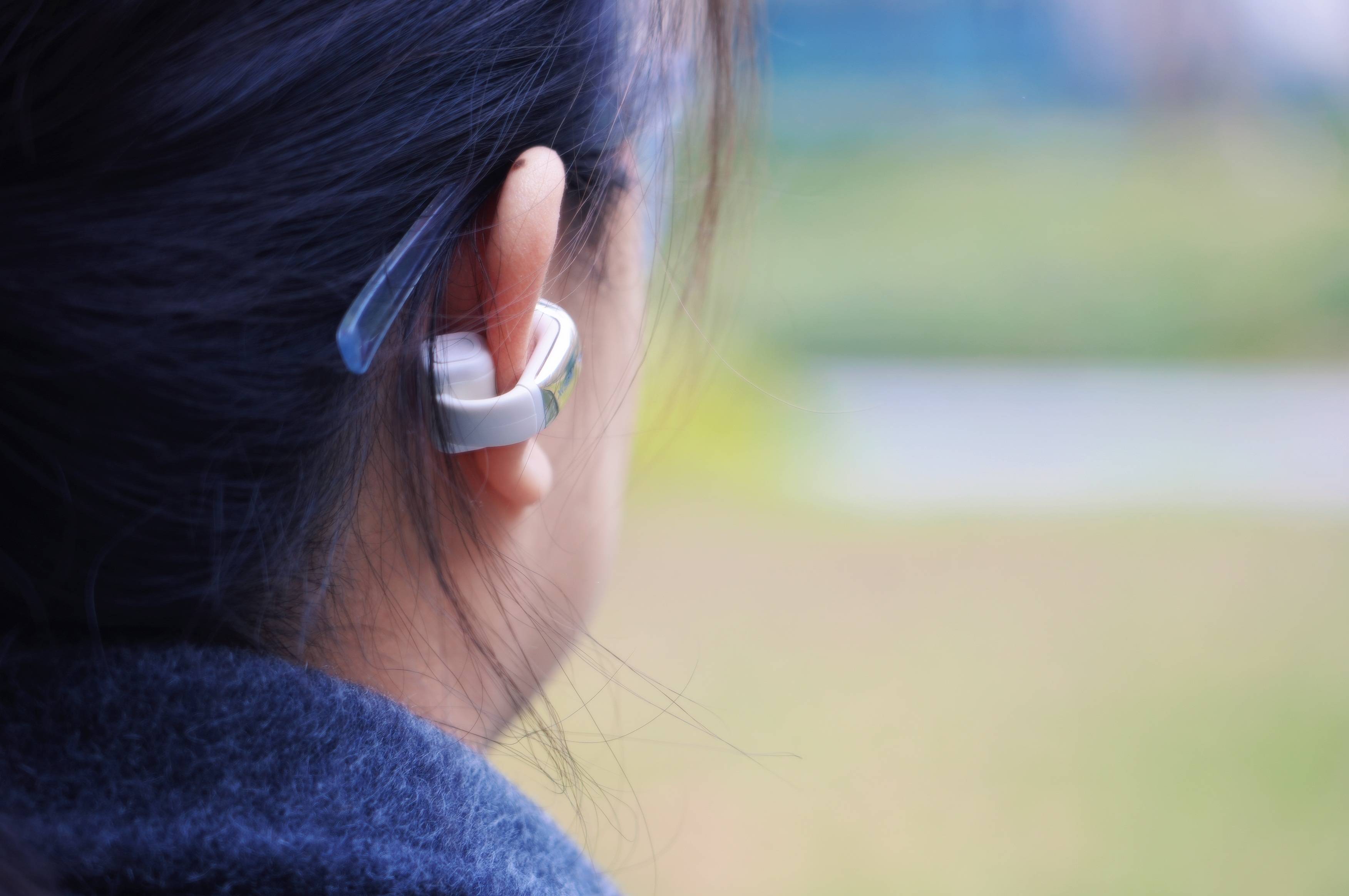 实测一周不踩雷！西圣Plume，百元耳机里的六边形战士