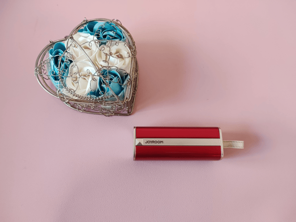 红韵耳畔，智能随行- 机乐堂（JOYROOM）OC3 AI 耳夹式蓝牙耳机