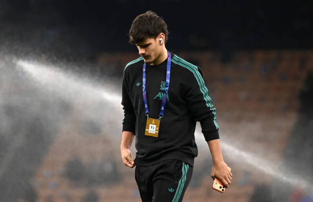 同心聚力，汇成胜利的方向