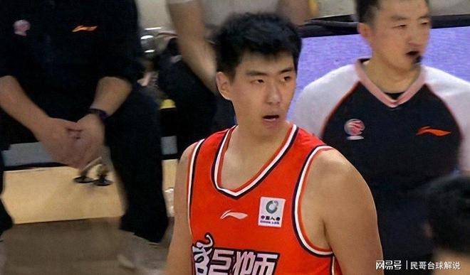 轰6分13板2帽！离开杜锋，你和广东双赢，朱芳雨抓紧回购徐昕