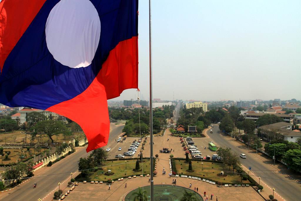 对越自卫战时老挝支持越南,如今却铁了心要和中国合作,这是为啥