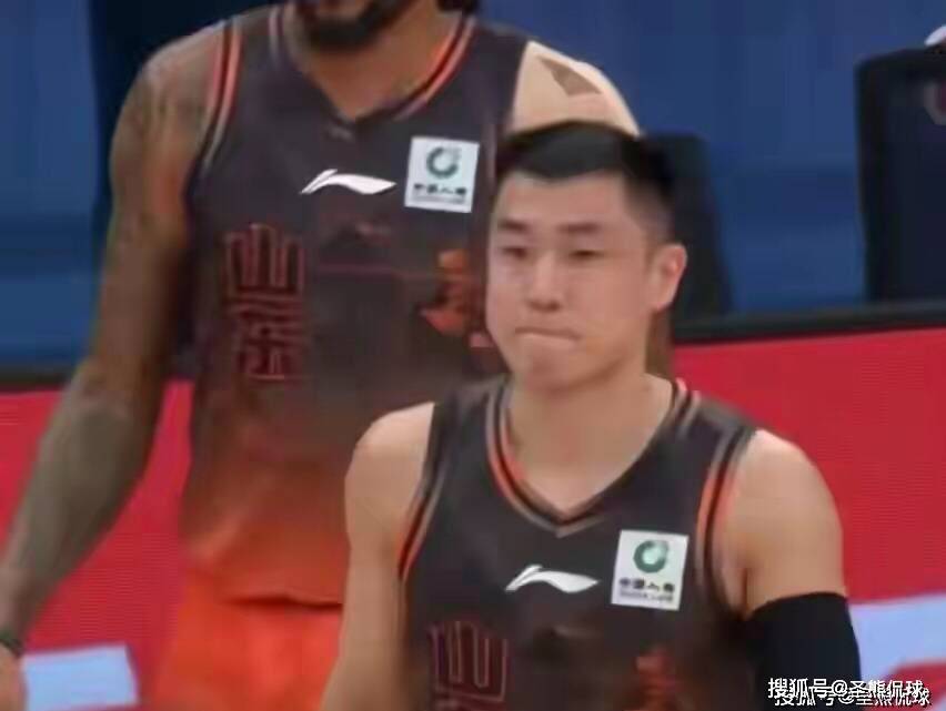 CCTV5直播，六外援争锋，高诗岩战徐杰，山东客战广东以力拼为主