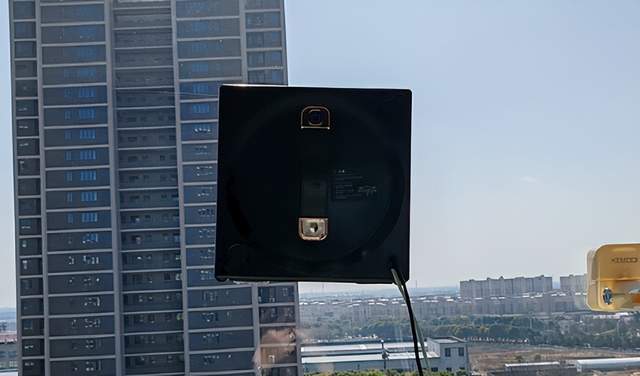 哪个牌子擦窗器好？擦窗机器人是不是智商税？高层擦窗机器人排行榜前十名，性价比高！