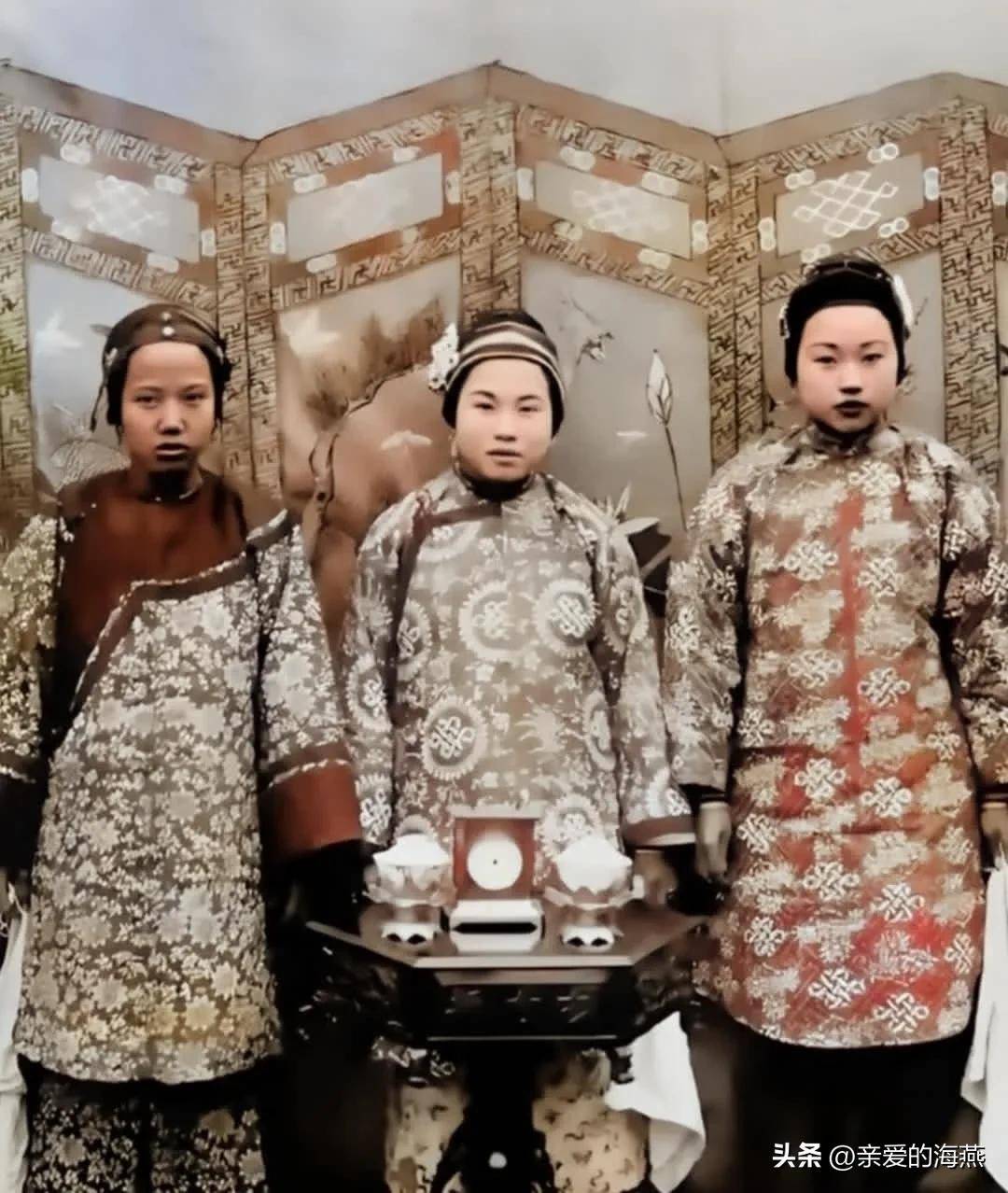 清末老照片晚清名妓貌美如花光绪帝存世唯一照片还是偷拍的