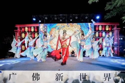 5000+�������׷����������������۳���������硰���Ժ�ӡ���Ʒ����