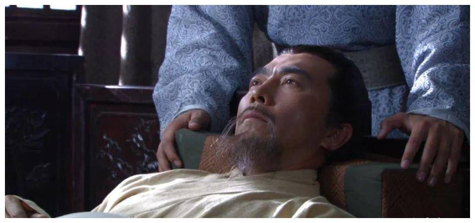 刘伯温神机妙算!临终送朱元璋一筐鱼,朱元璋17载后才悟惊天局!