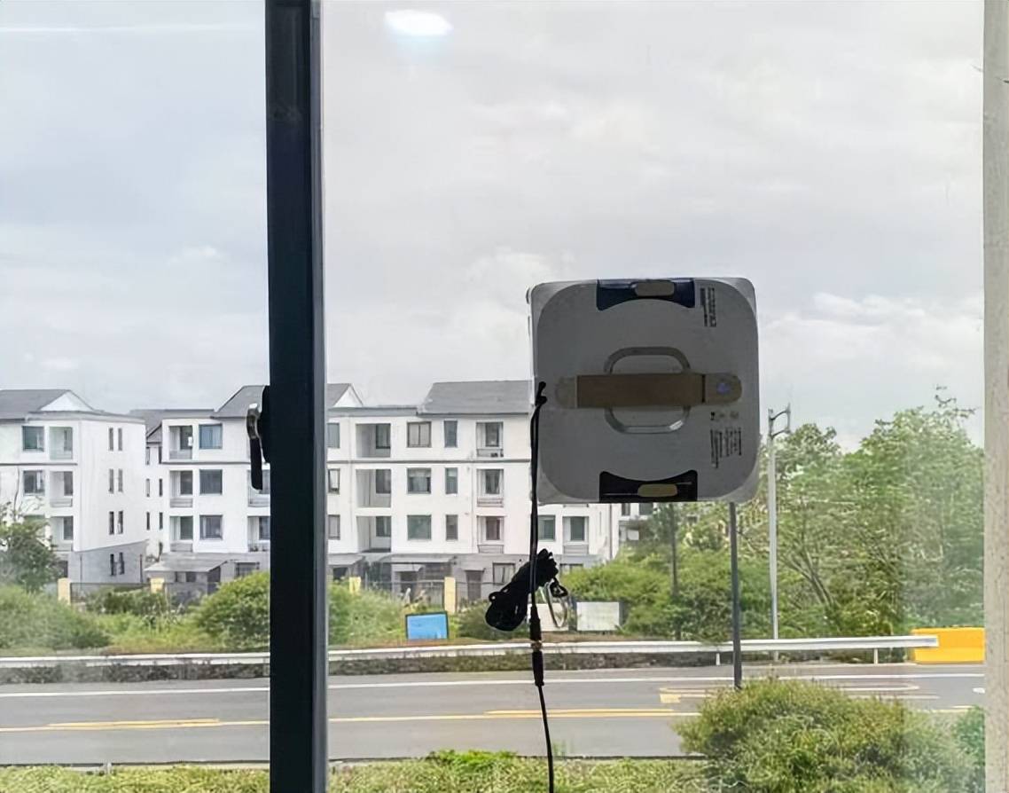 有必要买擦窗机器人吗?2026年擦窗机器人排名前十的产品,新手必看