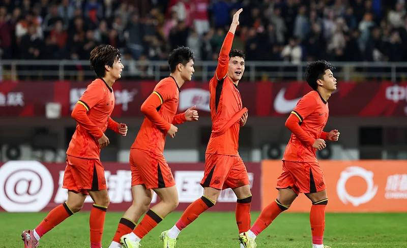 亚洲杯晋级格局解析：死亡之组诞生，伊朗队遇险，中国队迎战澳大利亚决战 