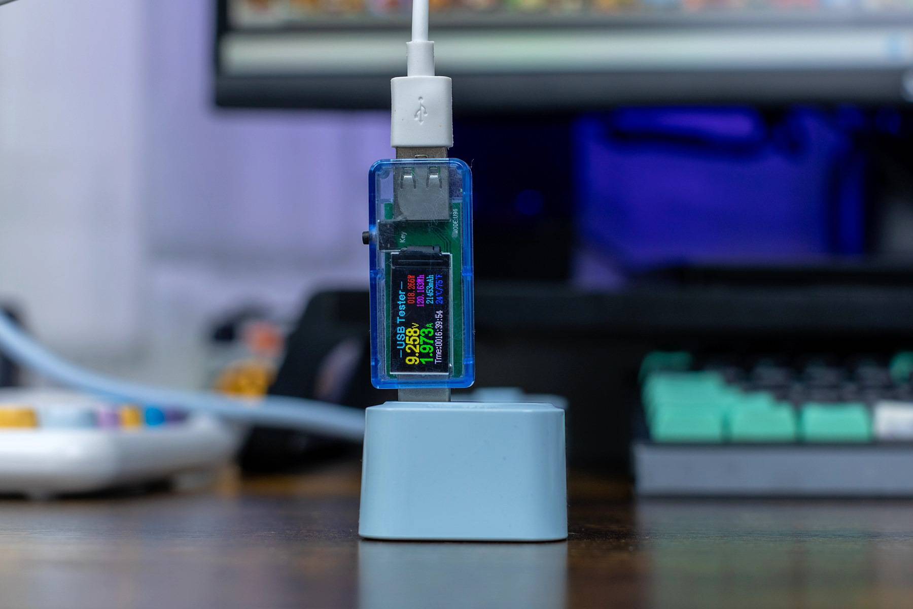 奥睿科小瘦条插排，让我的桌面线缆不再杂乱不堪