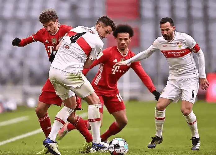 爆文标题：德甲焦点战！斯图加特主场狂飙，法兰克福客场“漏勺”难挡？