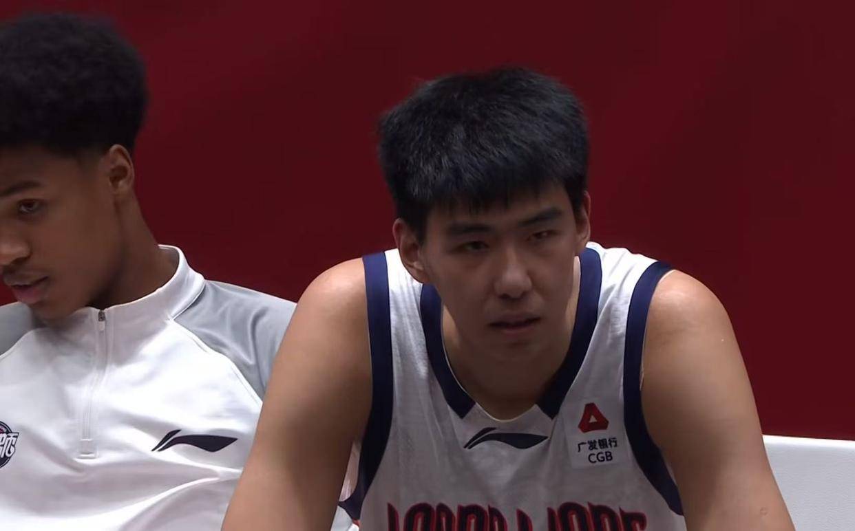 太适合广东队！徐昕打爆浙江内线双塔，或被朱芳雨提前签回？