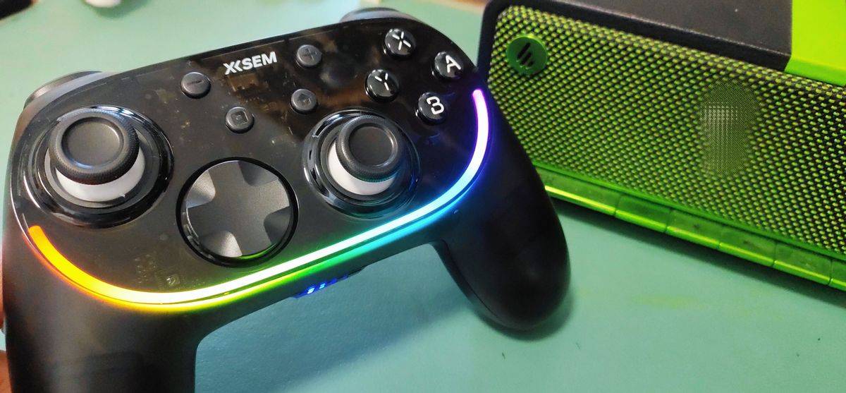 西圣GC1游戏手柄体验，硬件+算法双擎驱动，硬核电竞真旗舰!