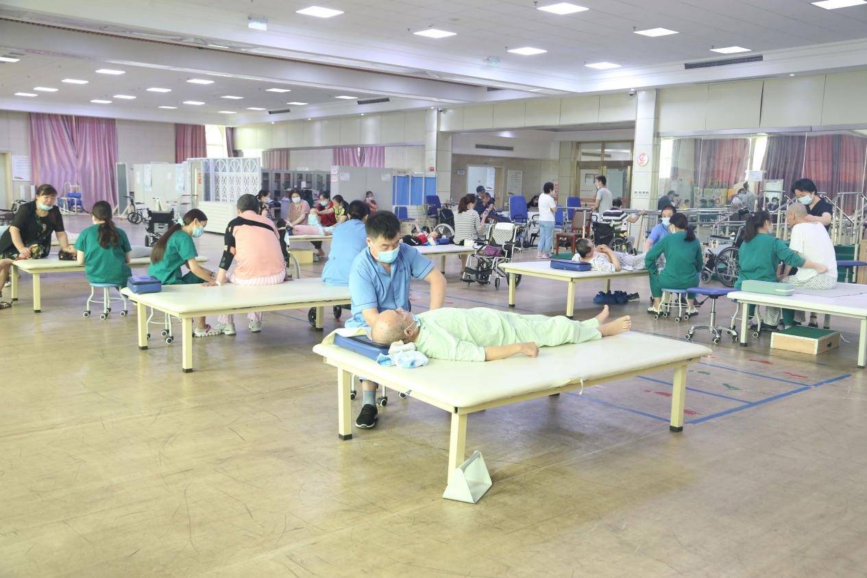 伤后病后，静养还是“动养”？康复：为身体重启功能的关键一步