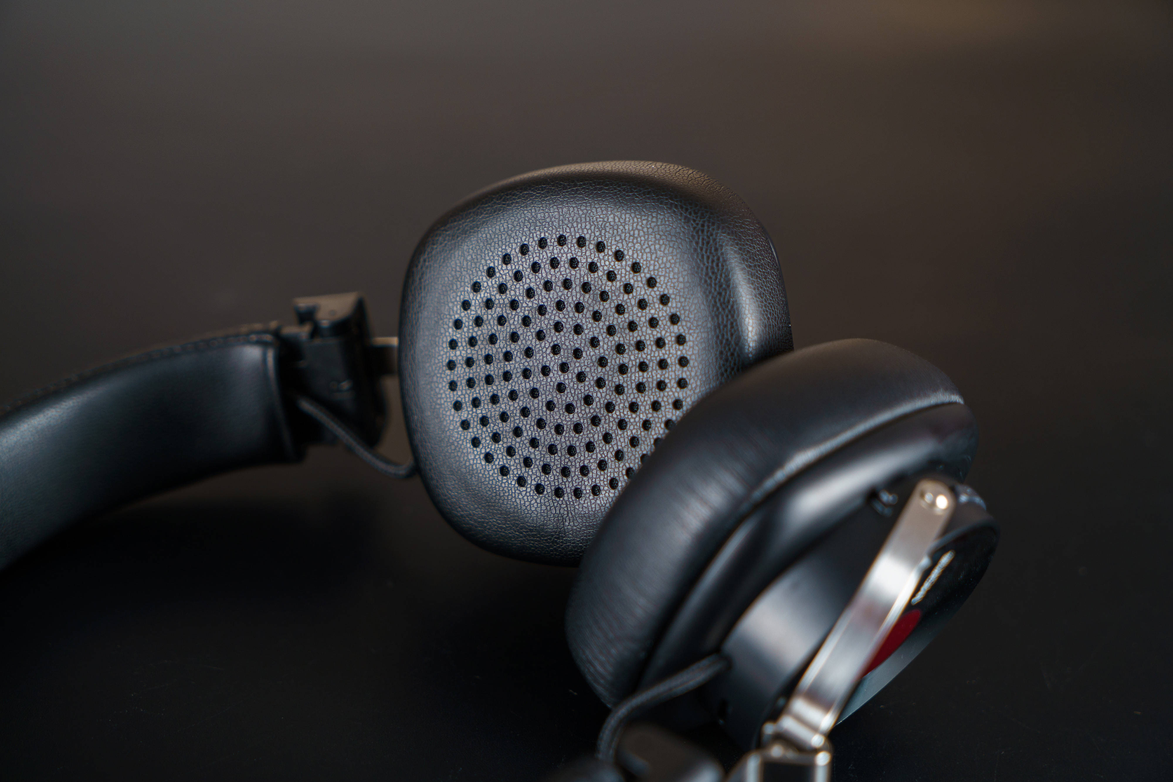 3.3张都不到的头戴式无线耳机怎么样?1MORE万魔黑胶复古头戴耳机HQ36体验分享