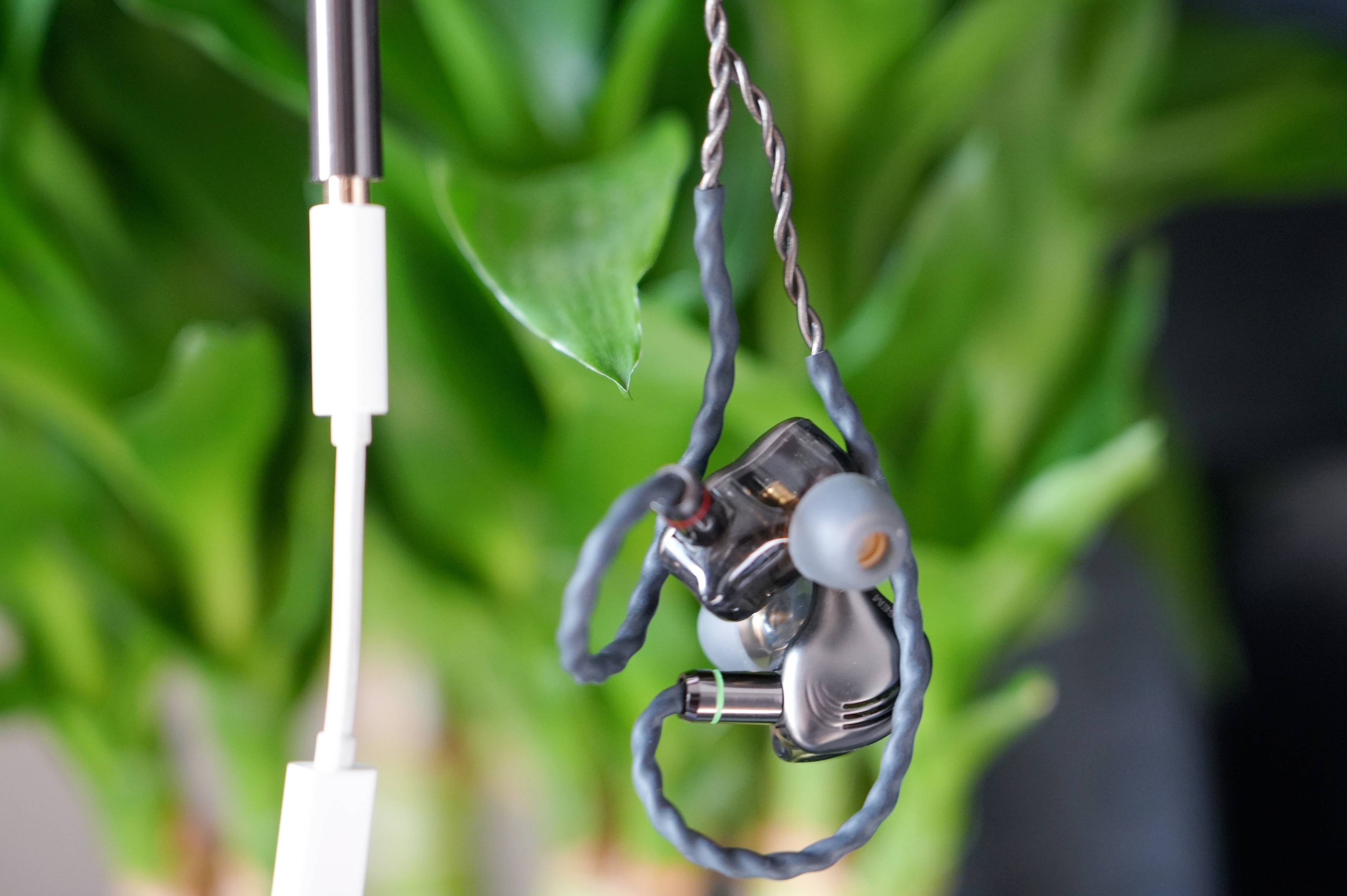 拒绝跟风无线！西圣HiFi1有线耳机：百元档竟藏着越级音质