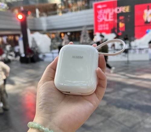 手机充电宝哪个牌子好？好用又实惠10款手机充电宝推荐，充电快又安全！