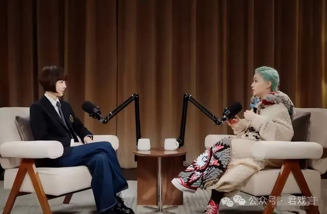 鲁豫对谈范晓萱：48岁拒绝《浪姐》，“起不来”背后人生秘籍之深度剖析