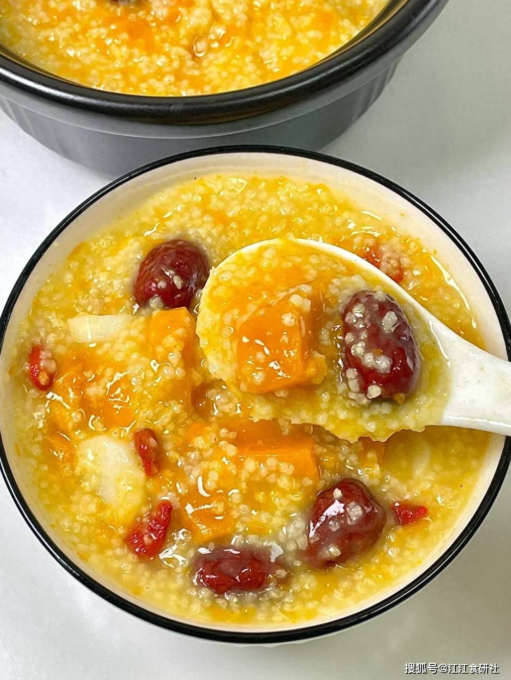 原创            “春食甘，病不沾”！立春后，提醒中老年人：多吃1红2黄，多受益