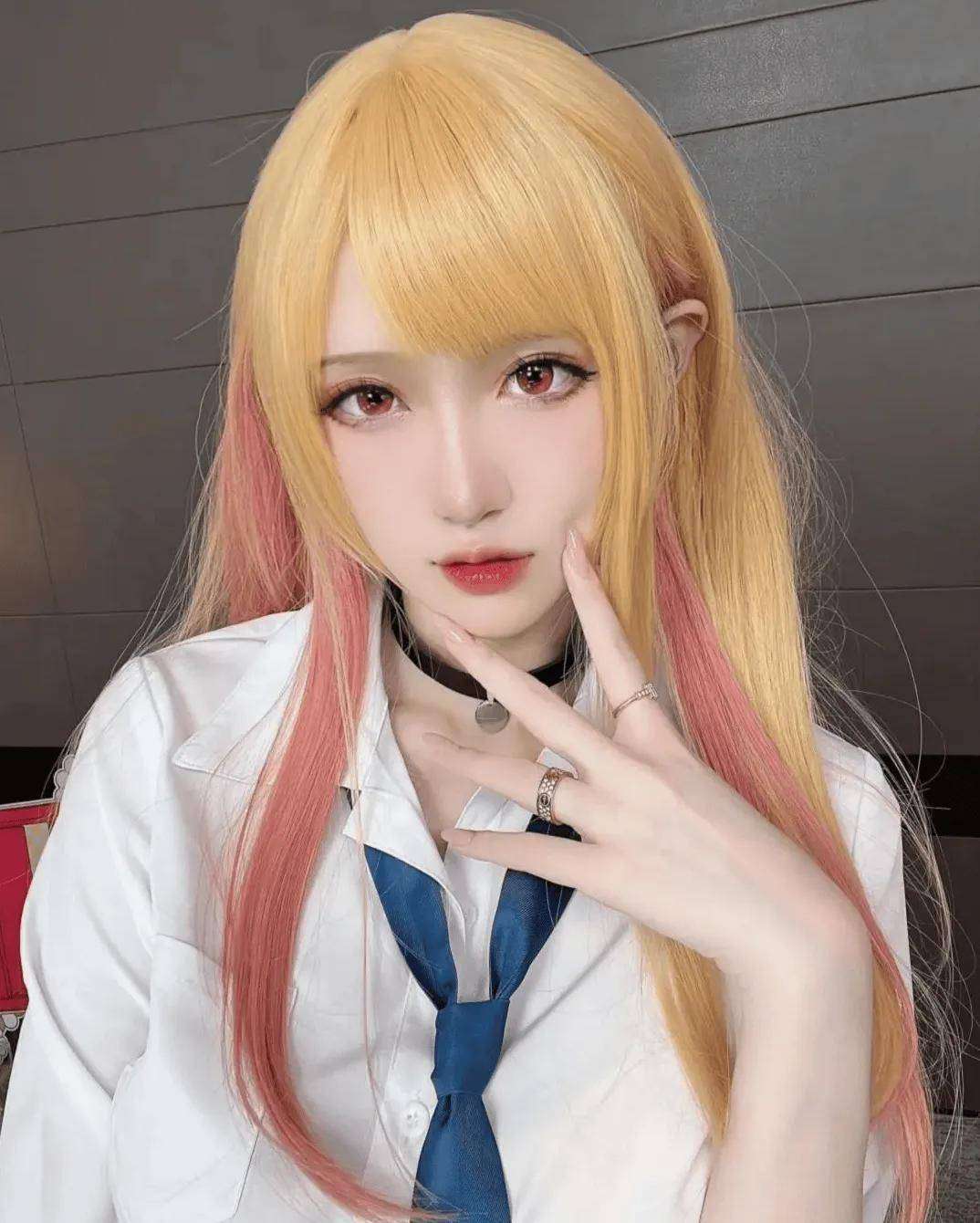 原创            男团综艺误选女coser，工作人员心碎：我挖到的帅哥呢？