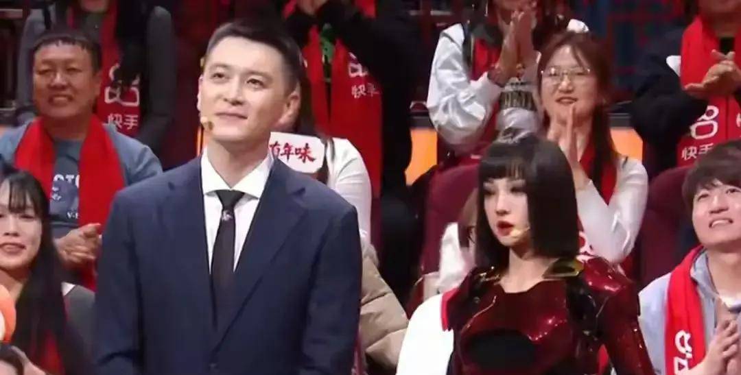 郭艾伦调侃！杨鸣被机器人拿捏，2米20桑珠会成辽篮新希望？