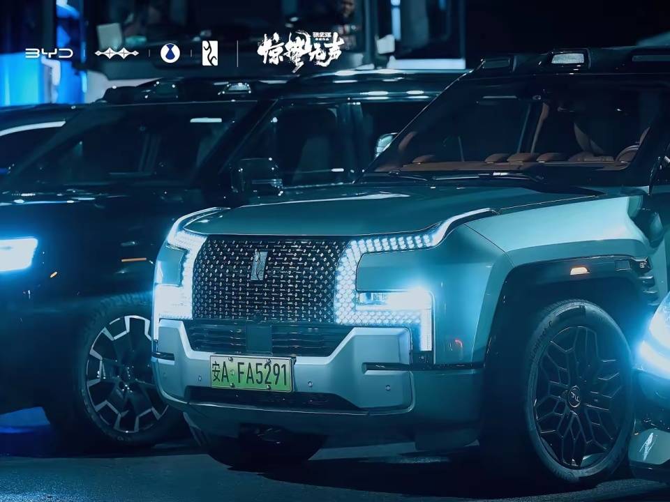 《惊蛰无声》里的“无言战友”，原来也是现实中的守护者！