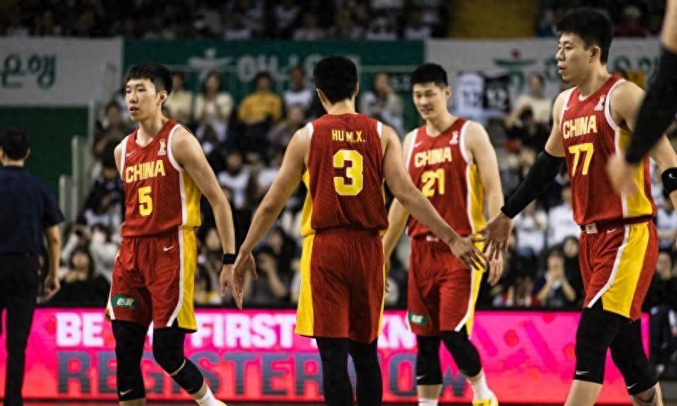 背水一战！中国男篮客战日本，出线生死战今晚打响