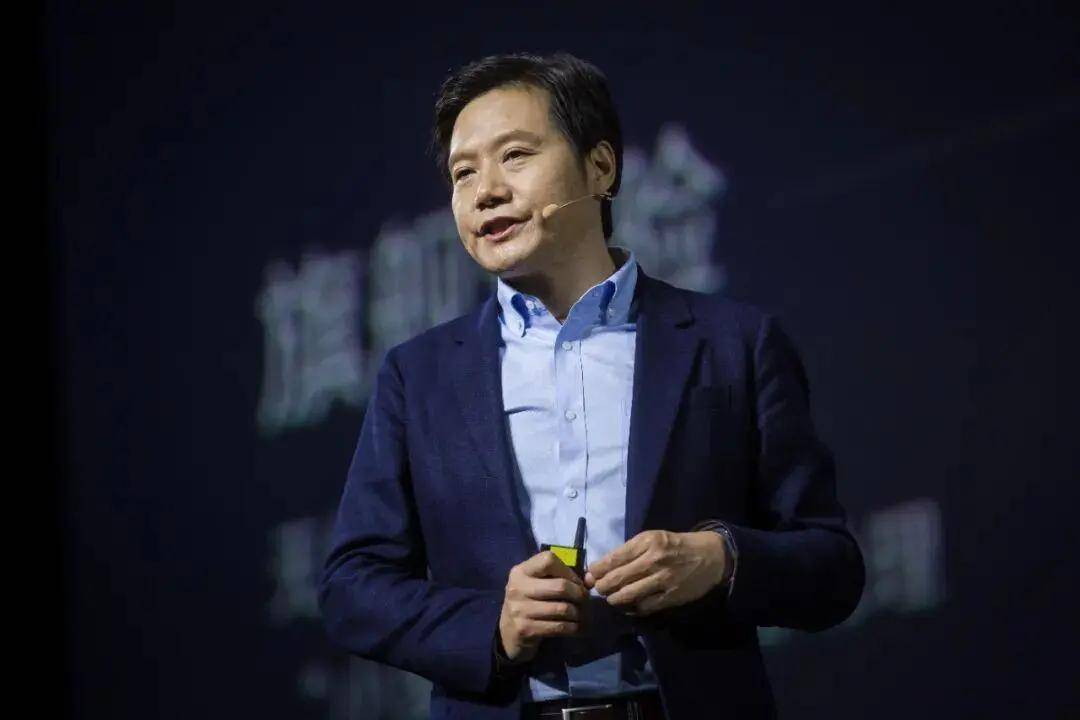 雷军说未来每周或仅需工作3天，每天工作2个小时，网友：先让小米员工每周工作三天