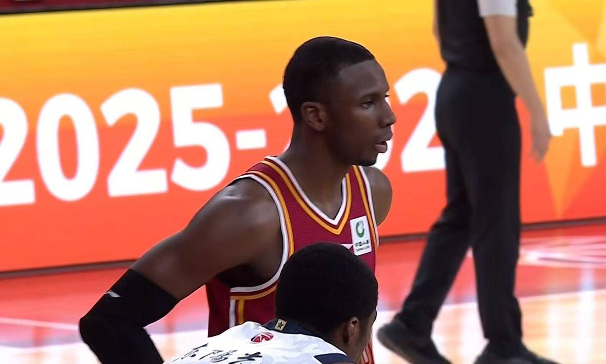 恭喜广东队！迪亚洛主动示好徐杰与胡明轩，朱芳雨挖角的机会来了