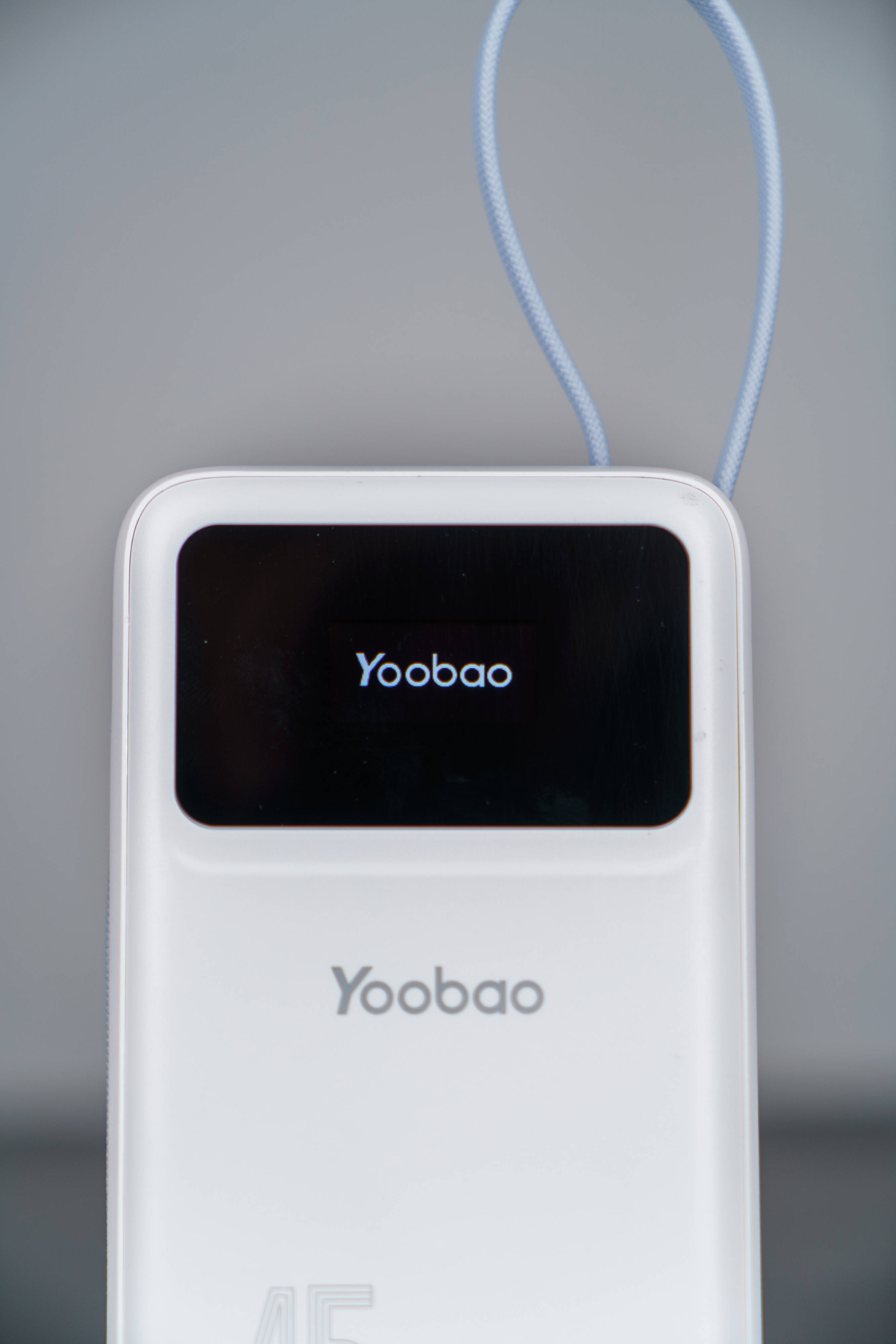 不到2.3张就能买到屏显大容量充电宝你敢信？羽博自带双线充电宝分享