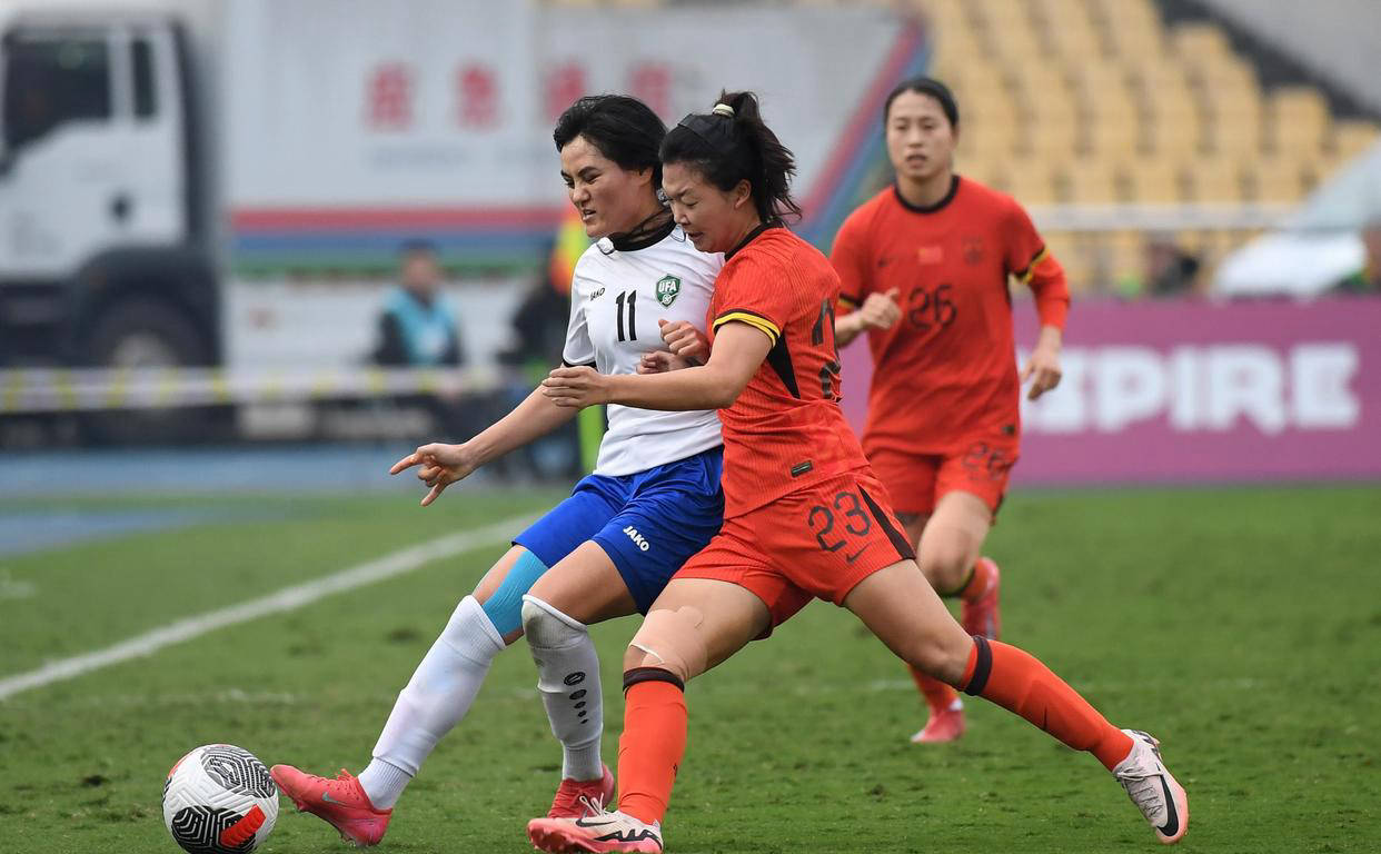 中午1点开战！CCTV直播女足“生死战”，26战全胜！赢球即晋级世界杯