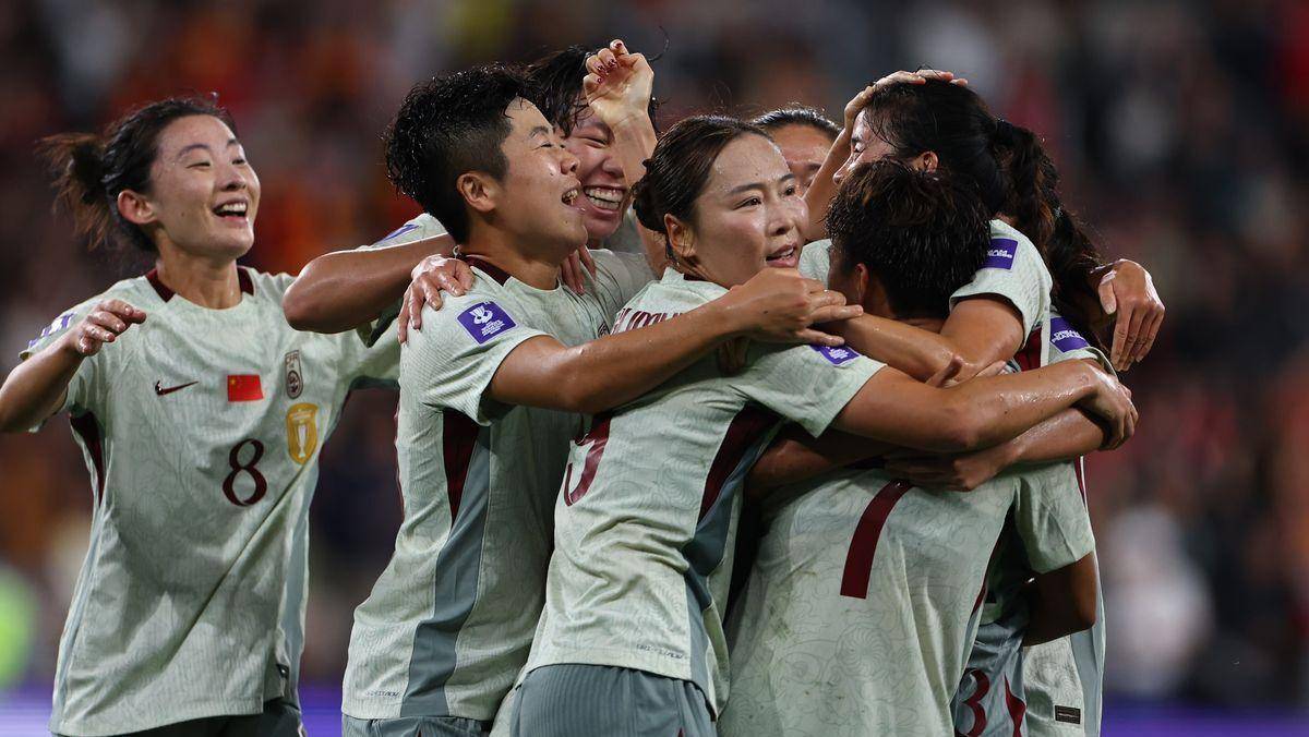 女足亚洲杯爆冷，越南出局中国期待晋级世界杯