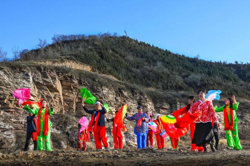 扎根吕梁山 当好乡村振兴带头人(图5) 扎根吕梁山 当好乡村振兴带头人(图5)
