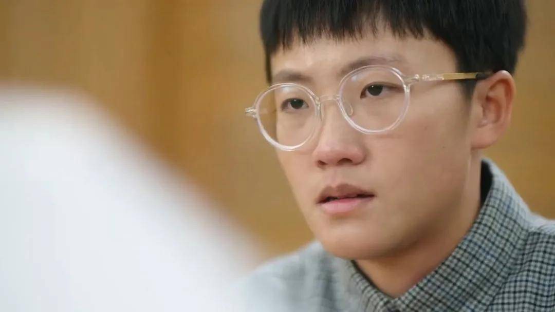 劉倬昕憑藉出色的演技成功詮釋了這個內心極具層次的角色。(影片截圖)