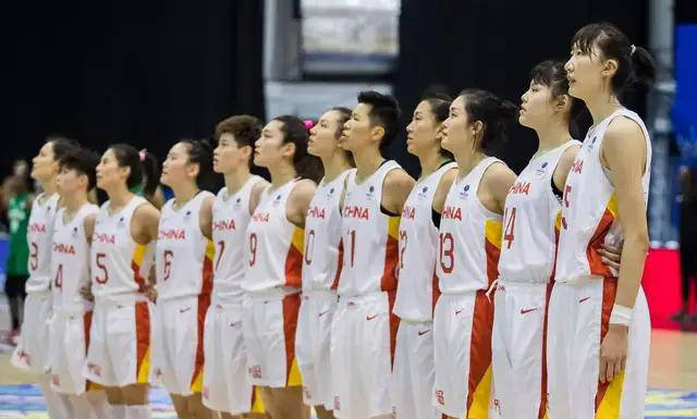 好戏不断！中国女篮迎战巴西练兵，中国女足鏖战澳洲，央视全程直播