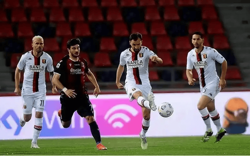 意甲焦点战前瞻：热那亚主场迎乌迪内斯！中游缠斗，交锋优势定走向