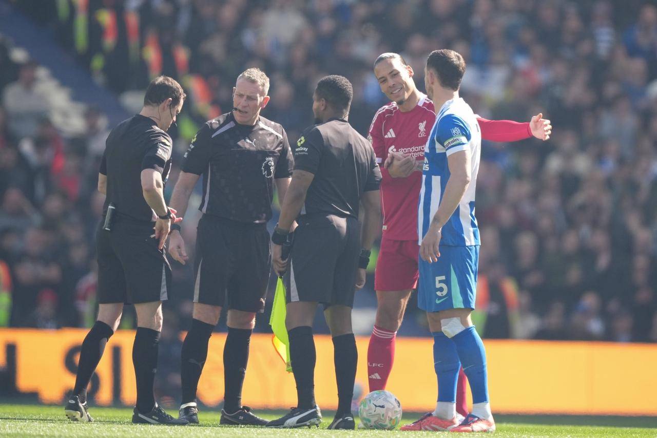 英超联赛:利物浦1-2惜败布莱顿的原因,小说都不敢这么写