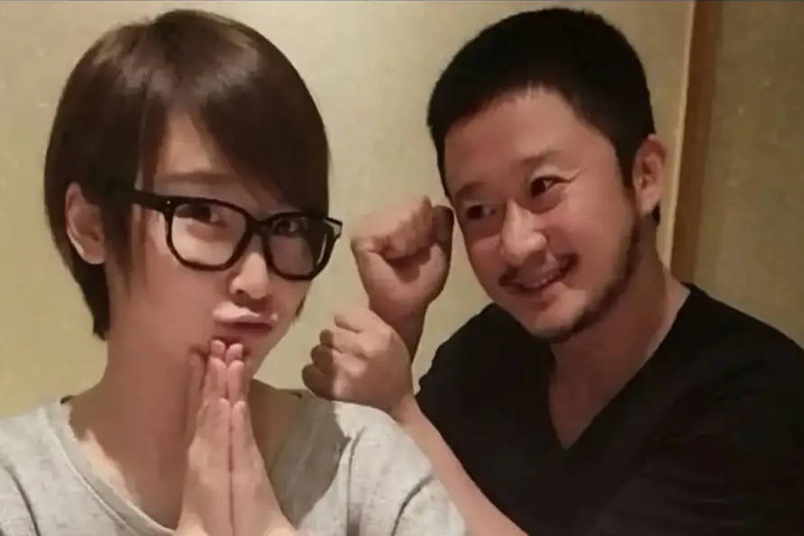 吴京力挺谢楠加盟《乘风2026》：全家已备好零食小板凳翘首以盼