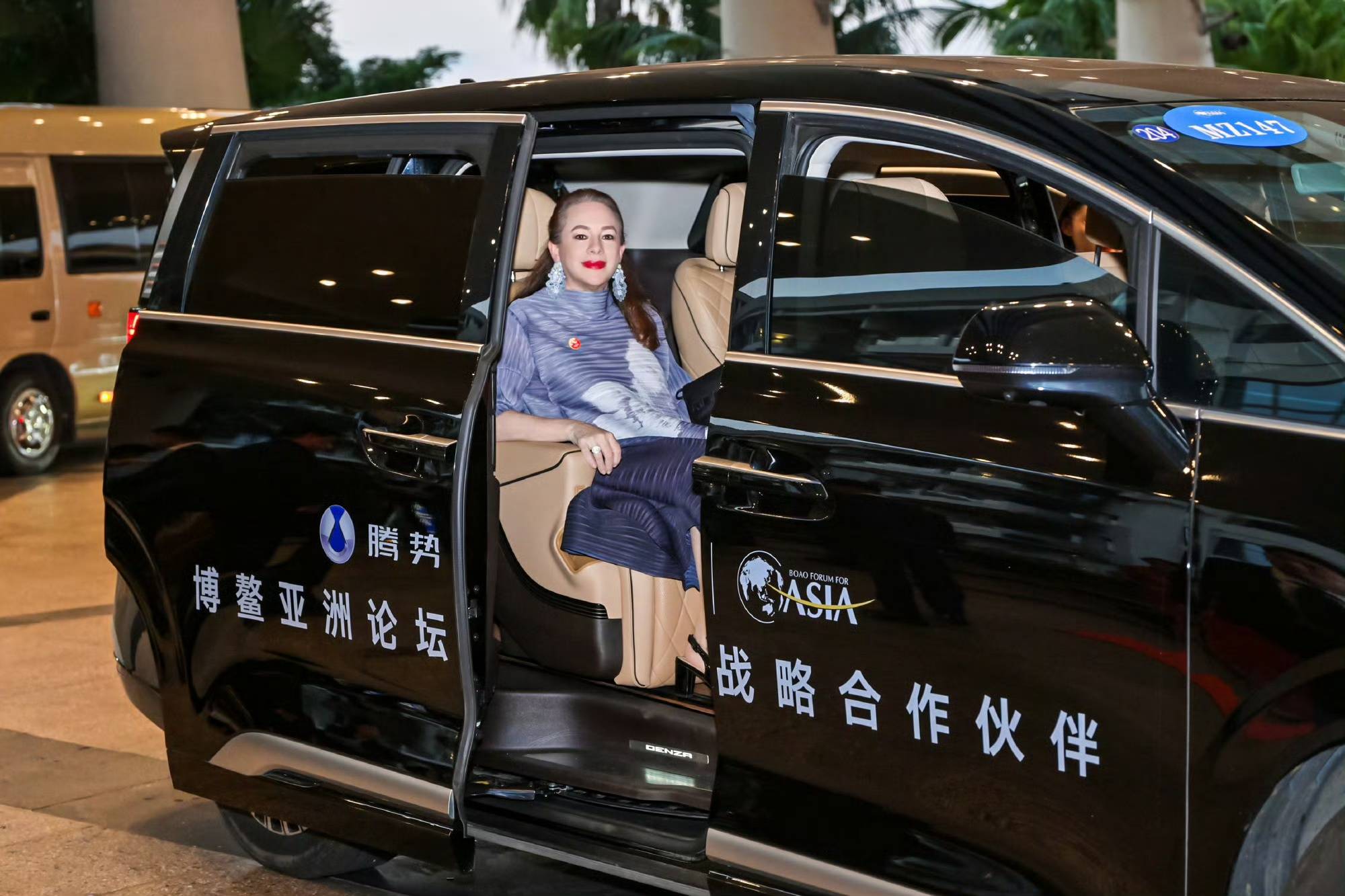 从“世界工厂”到“创新高地”:博鳌路上的这辆车,开出了中国制造的终极野心!