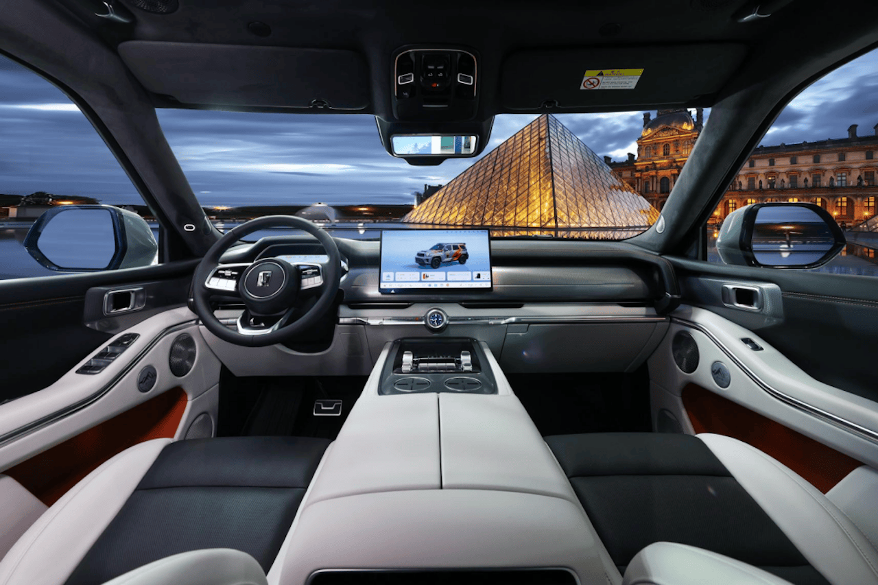 开创全域豪华新品类 全新坦克700预售价43.80万起1142.png