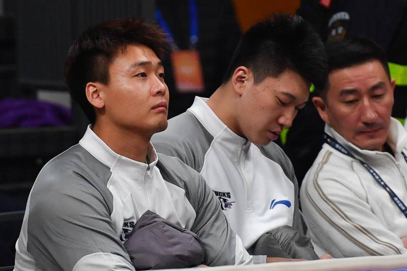 赵睿新伤将继续缺席 许利民：曾凡博伤情较重