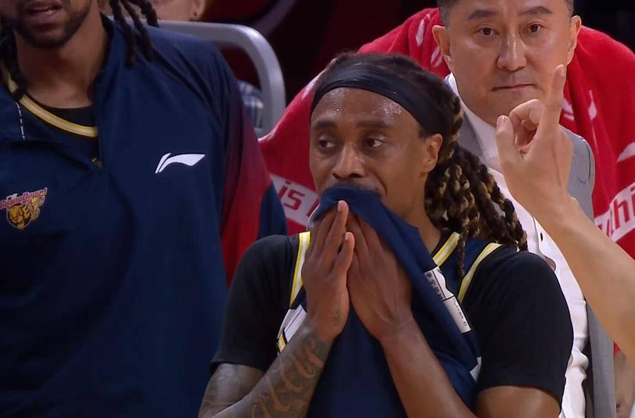 确认离队！广东队迎来换帅最佳人选，比李春江更适合取代杜锋？