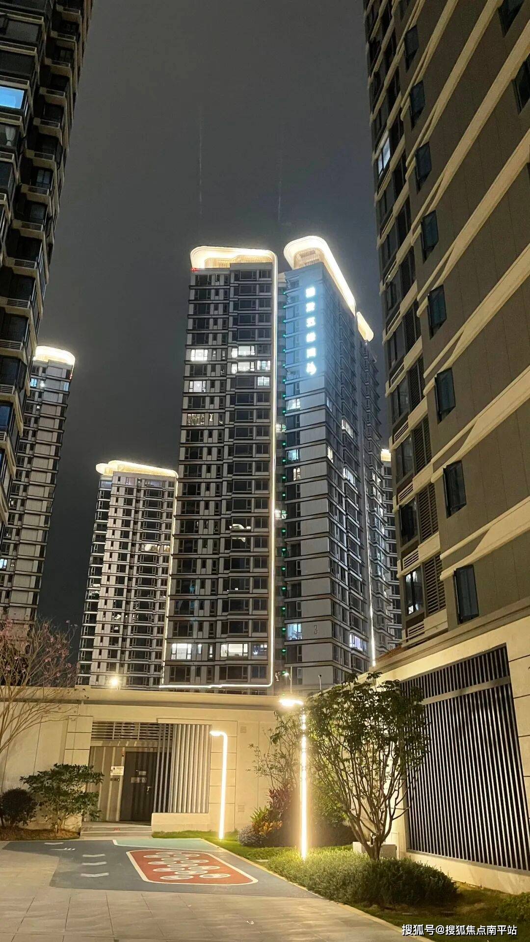 厦门精选好房——建发五缘湾海售楼处电话—百科详情【官网预约热线】 实时动态 最新价格 户型图 容积率@建发五缘湾海营销中心_认证_相关_来电
