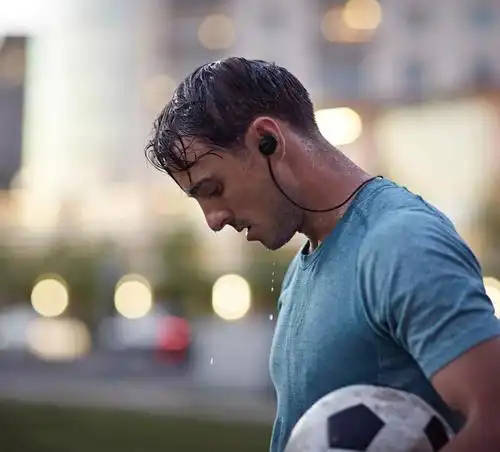 户外跑步耳机怎么选？拒绝盲目跟风，推荐十款佩戴稳固的跑步耳机