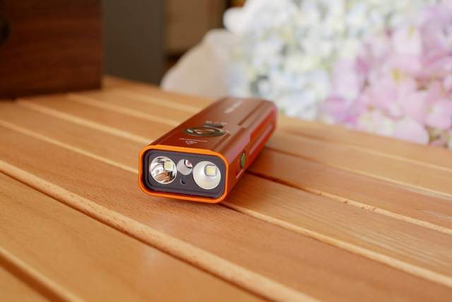 菲尼克斯E06R PRO RG手电：高性能三光源双控，探索光的无限可能