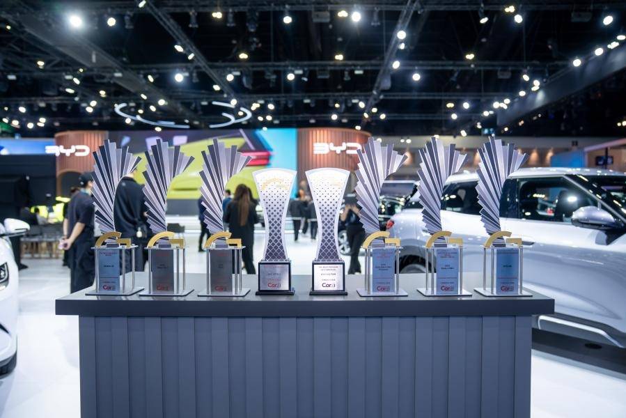 泰国总理亲自站台!比亚迪在曼谷车展杀疯了,1.8万辆订单只是开始!