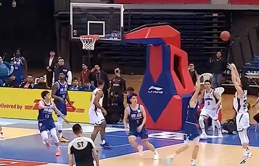 不怪赵继伟，不怪莱迪，辽宁惜败青岛，6次犯错的他是头号罪人