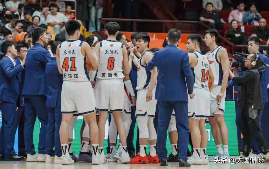 CBA季后赛格局清晰！前三确定！广东大战广厦，徐杰麦考尔摊牌了