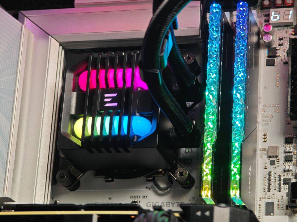 2026内存升级必看！金邦摇光RGB灯条24G DDR5 6000MHz实测分享！